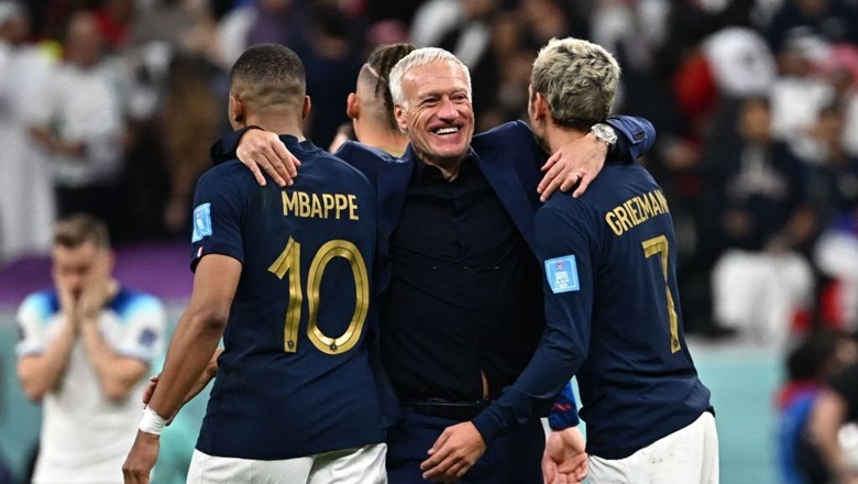 HLV Deschamps sánh vai cùng 3 huyền thoại khi giúp Pháp vào chung kết World Cup 2022 - Ảnh 2