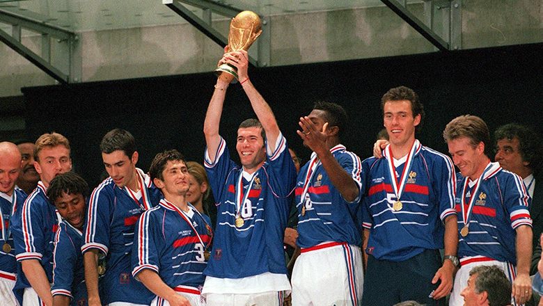 LĐBĐ Pháp mời đội hình vô địch World Cup 1998 tới xem trận chung kết với Argentina - Ảnh 1