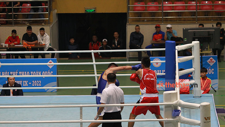 Tứ kết Boxing Đại hội: 'Ẩn số' của đoàn Quân Đội thua ngược võ sĩ Quảng Ninh - Ảnh 4