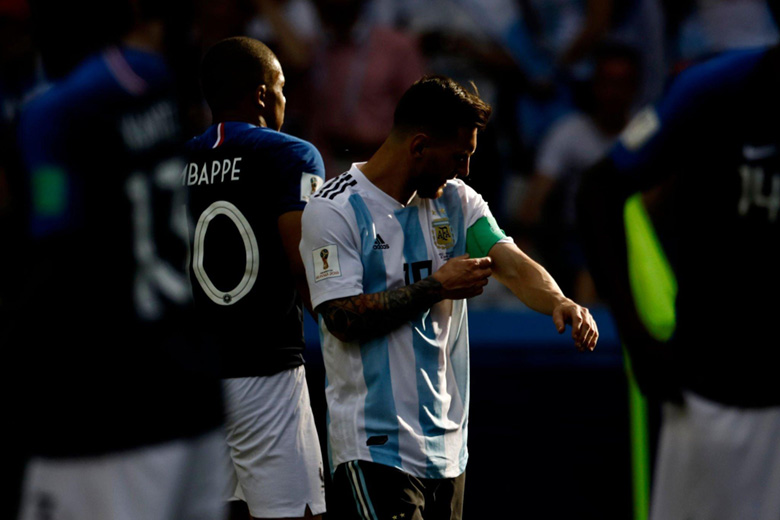 Messi đối đầu Mbappe: Cuộc chiến cuối cùng của Nhà vua và Kẻ thách thức ngai vàng - Ảnh 4
