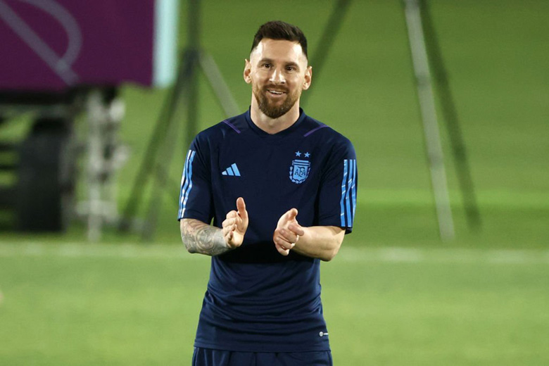 Messi tươi cười tập luyện cùng cả đội trước trận chung kết - Ảnh 4