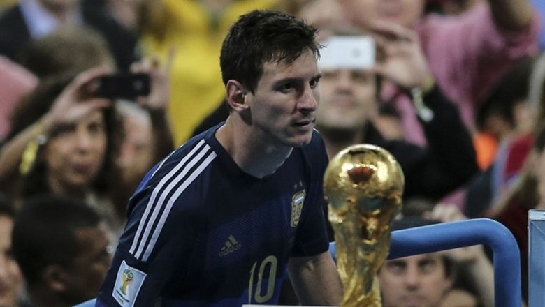Cựu trung vệ tuyển Việt Nam: ‘Chức vô địch World Cup đáng giá gấp tỷ lần số danh hiệu của Messi’ - Ảnh 3