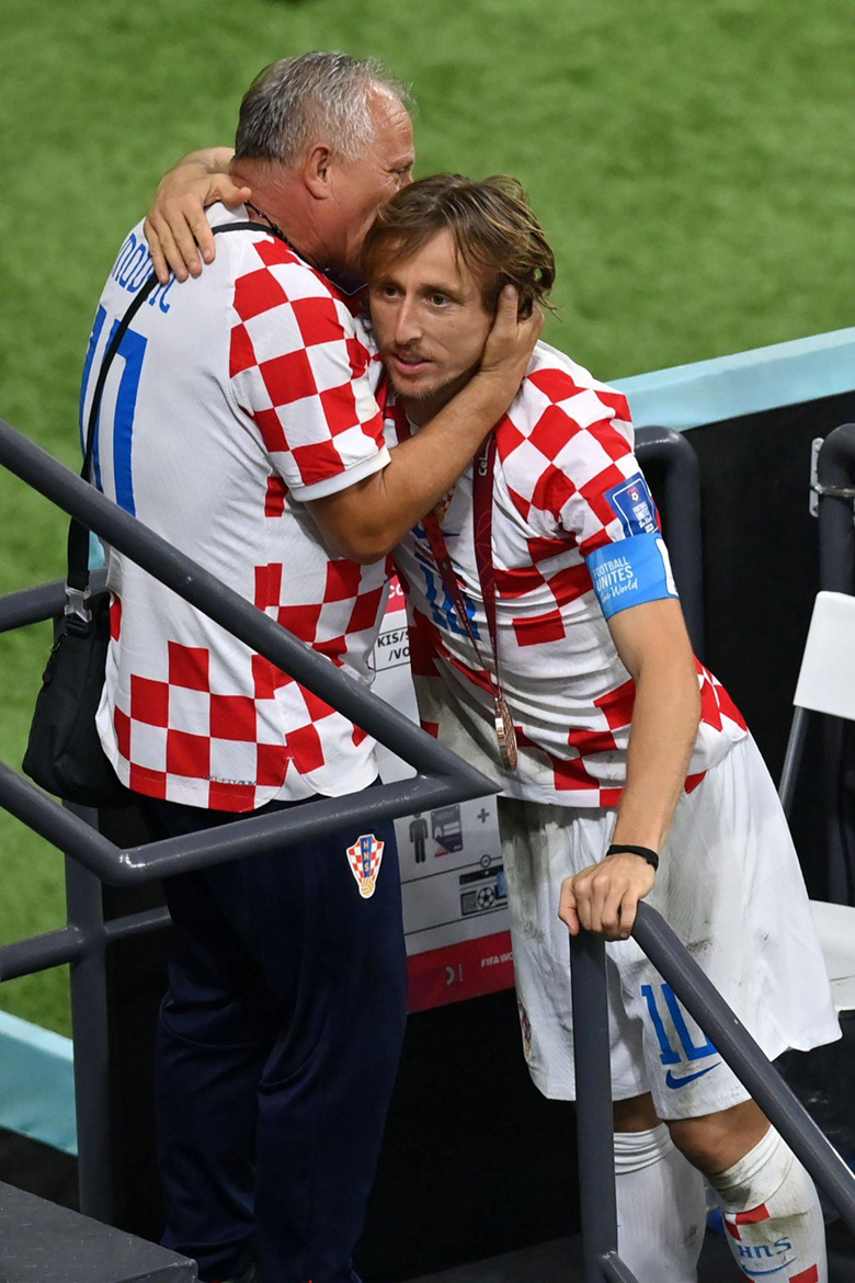 Modric và 'thế hệ vàng' của Croatia chia tay World Cup 2022 với tấm HCĐ - Ảnh 9