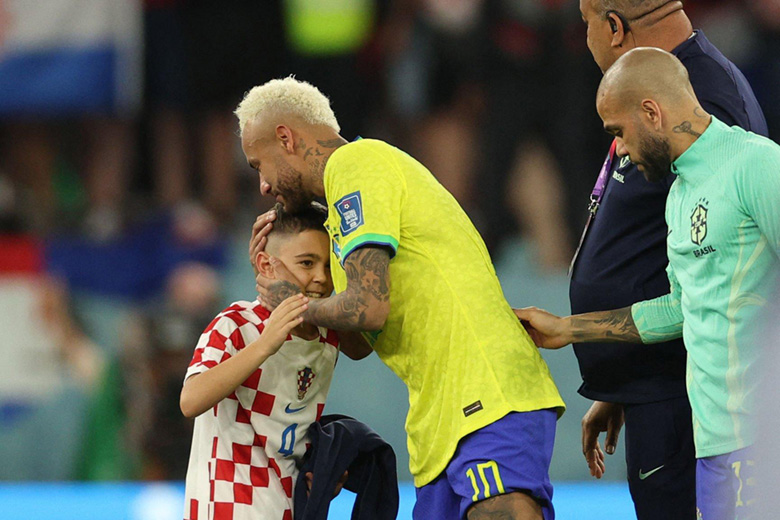 10 khoảnh khắc đáng nhớ nhất World Cup 2022: Những cú sốc, giọt nước mắt và cúp vàng cho Messi - Ảnh 2