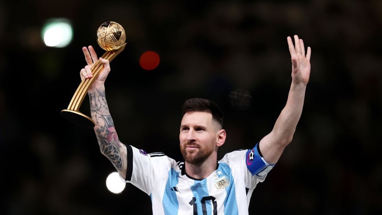 Chùm ảnh Messi cùng dàn sao Argentina nâng cao chức vô địch World Cup 2022 - Ảnh 3