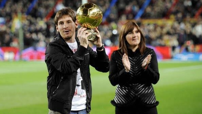Mẹ Messi mắt đỏ hoe, hạnh phúc ôm chặt con trai sau trận chung kết World Cup 2022 - Ảnh 3