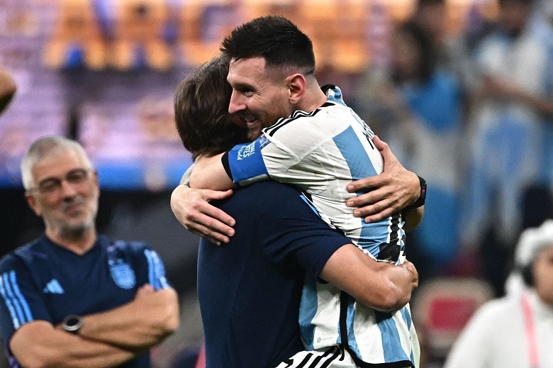HLV Lionel Scaloni: Chiến hữu và người thầy giúp Messi hoàn thành tâm nguyện - Ảnh 3