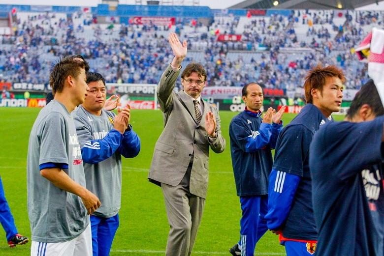 Philippe Troussier là ai? Tiểu sử HLV mới của ĐT Việt Nam - Ảnh 2