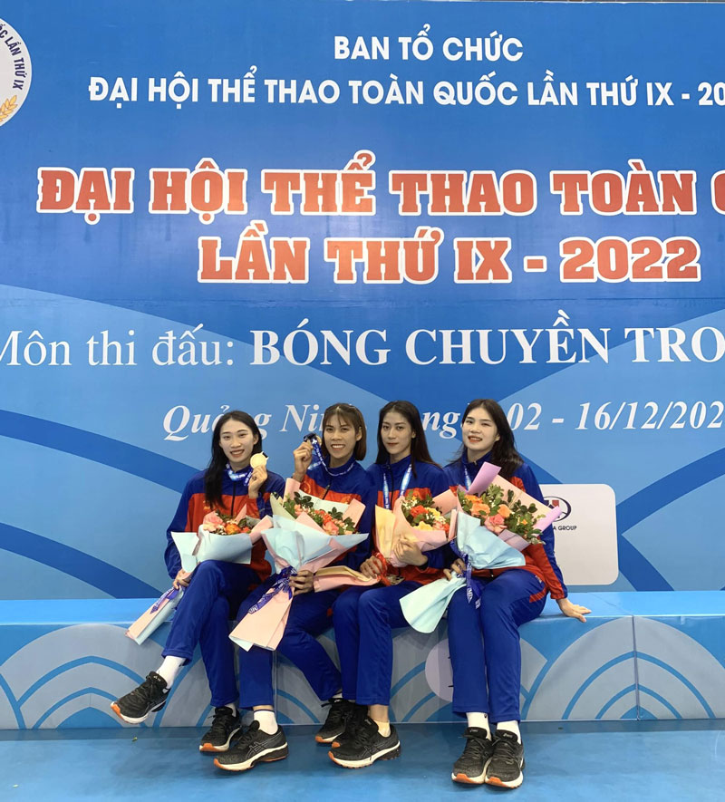 Tình thương mến thương của dàn mỹ nhân bóng chuyền nữ Việt Nam - Ảnh 6
