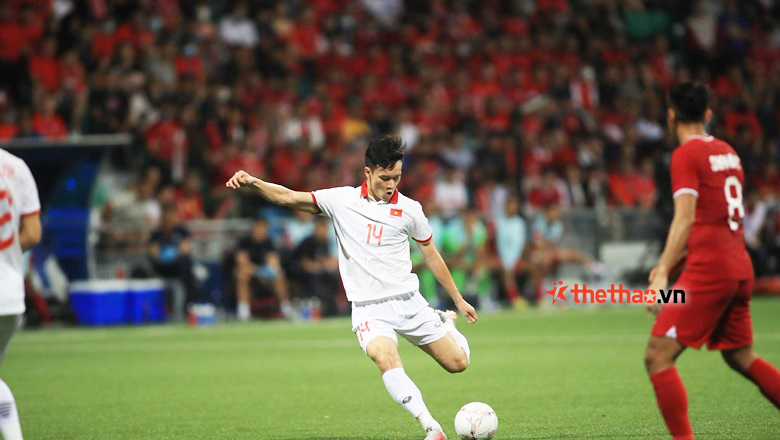 TRỰC TIẾP Singapore 0-0 Việt Nam: Hoàng Đức dứt điểm trúng cột dọc - Ảnh 8