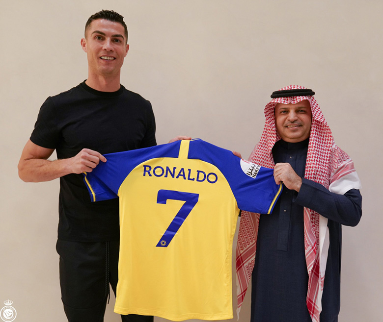 Al Nassr là đội nào? CLB Saudi Arabia của Ronaldo giàu ra sao, có mạnh không? - Ảnh 1