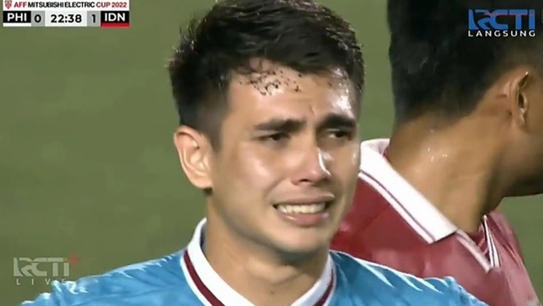 Thủ môn số 1 ĐT Indonesia tập riêng sau chấn thương ở trận gặp Philippines - Ảnh 1