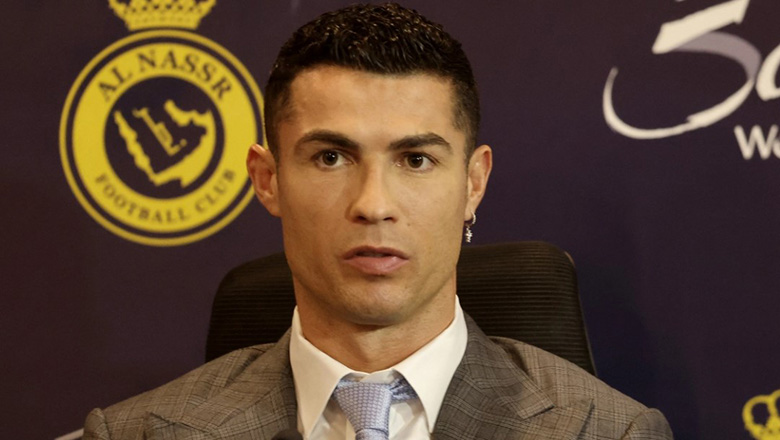 Ronaldo: Nhiều CLB châu Âu mời chào, nhưng tôi chỉ cam kết với Al Nassr - Ảnh 2