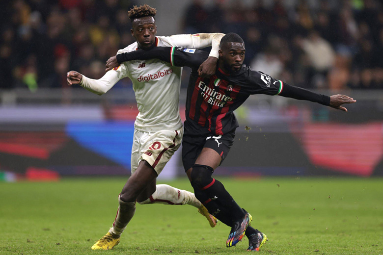 Kết quả bóng đá AC Milan vs Roma: Rượt đuổi hấp dẫn, kịch tính phút bù giờ - Ảnh 2