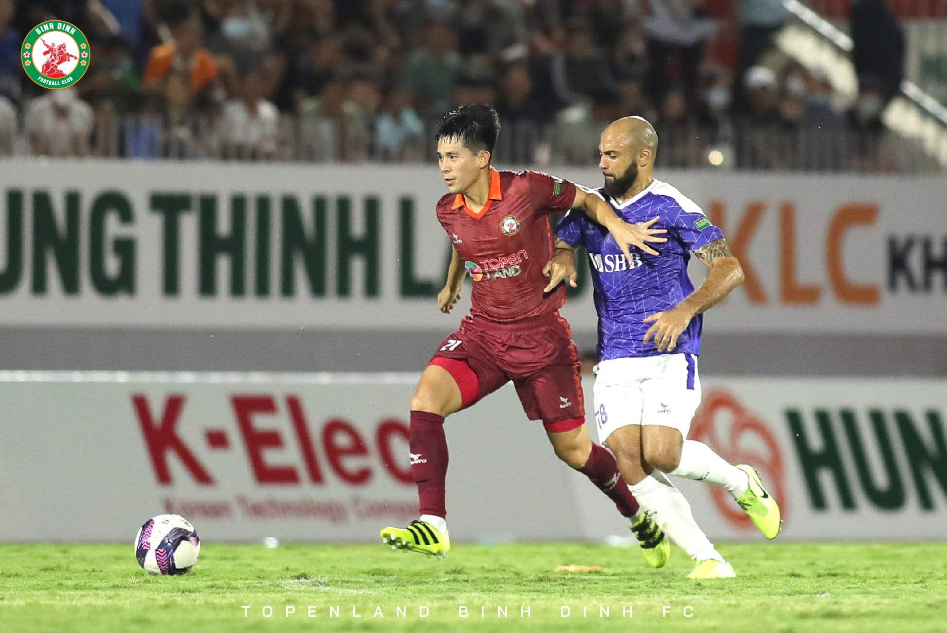 Đình Trọng dính chấn thương trong lúc ĐT Việt Nam dự AFF Cup 2022 - Ảnh 1