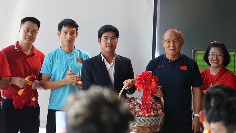 ĐT Việt Nam nhận sự quan tâm đặc biệt trước thềm chung kết lượt về AFF Cup 2022 - Ảnh 1