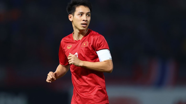 Báo Thái Lan đưa Văn Hậu, Hùng Dũng vào đội hình tiêu biểu AFF Cup 2022 - Ảnh 1
