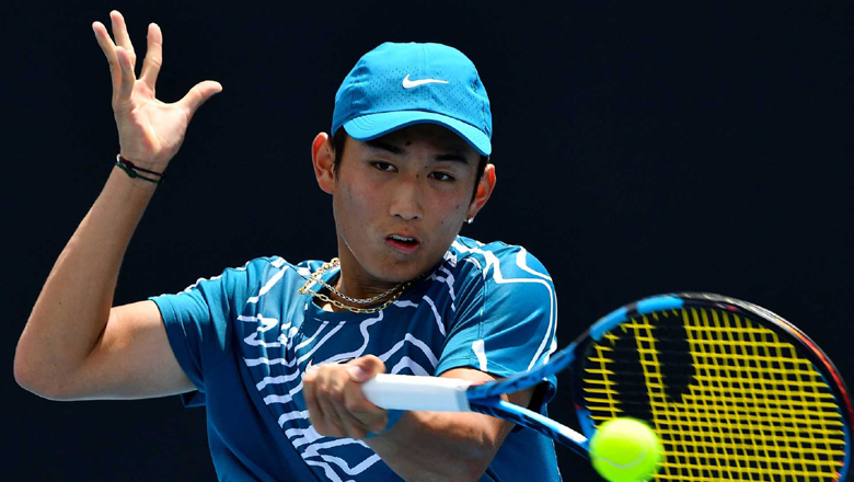 Tay vợt tuổi teen làm nên lịch sử cho quần vợt Trung Quốc tại Úc Mở rộng - Ảnh 1