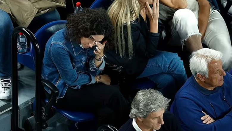Vợ Nadal bật khóc khi chứng kiến chồng thua ngay vòng 2 Úc mở rộng 2023 - Ảnh 1