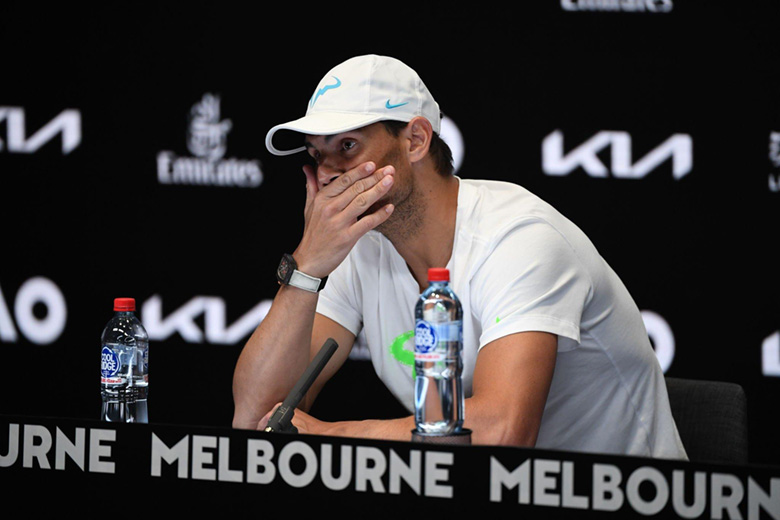 Nadal nghỉ 2 tháng vì chấn thương chân, lỡ hẹn giải Dubai với Djokovic - Ảnh 1