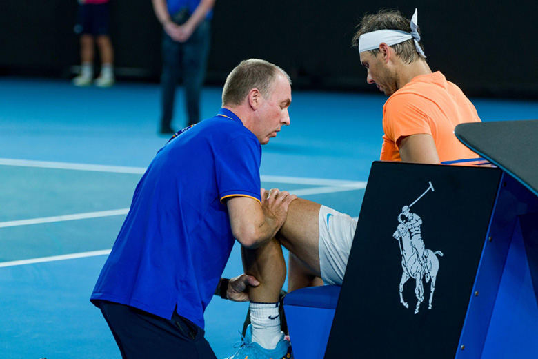 Nadal nghỉ 2 tháng vì chấn thương chân, lỡ hẹn giải Dubai với Djokovic - Ảnh 2