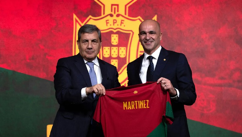 Ronaldo gặp tân HLV Roberto Martinez để bàn về tương lai ở ĐT Bồ Đào Nha  - Ảnh 1