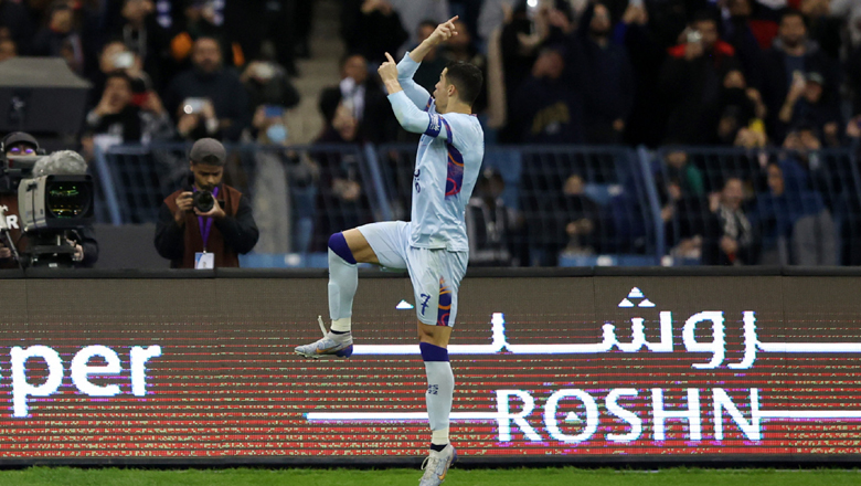 Ronaldo và Messi cùng ghi bàn trong trận Riyadh XI vs PSG - Ảnh 1
