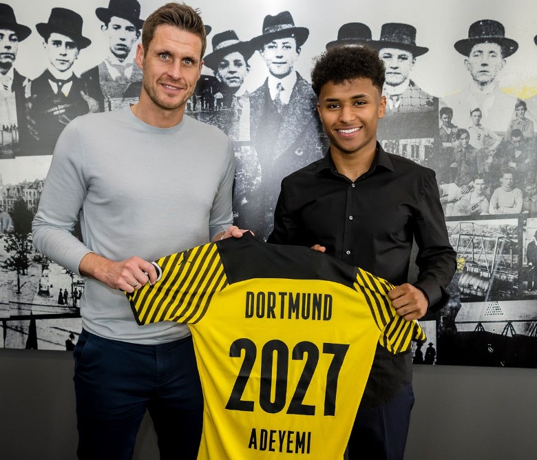 Sao trẻ Dortmund trở thành cầu thủ chạy nhanh nhất Bundesliga sau trận thắng Freiburg - Ảnh 2