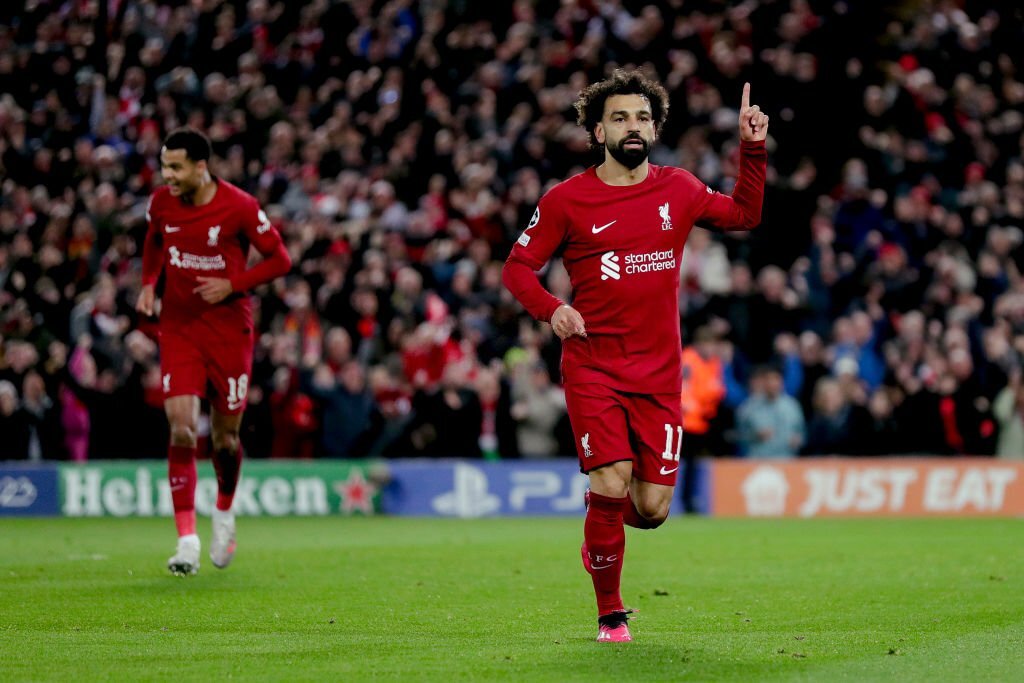 Courtois 'tấu hài', biếu không bàn thắng giúp Salah đi vào lịch sử Liverpool - Ảnh 1