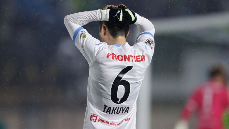 Đồng đội Công Phượng ghi ‘siêu phẩm’ phản lưới, Yokohama FC nhọc nhằn giành 1 điểm - Ảnh 1
