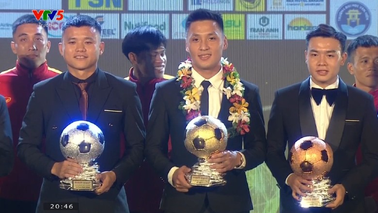 Hồ Văn Ý bảo vệ thành công Quả bóng vàng Futsal Việt Nam 2022 - Ảnh 2