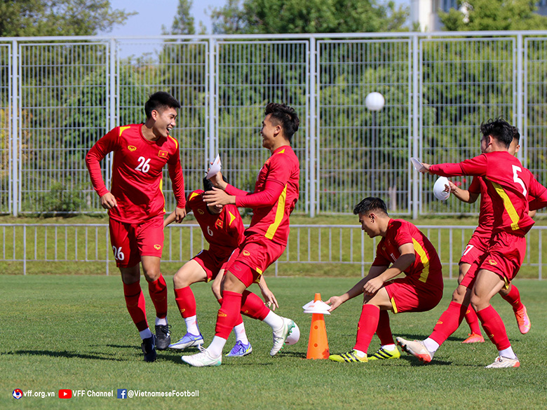 U23 Việt Nam thay đổi thói quen tập luyện dưới thời HLV Troussier - Ảnh 2