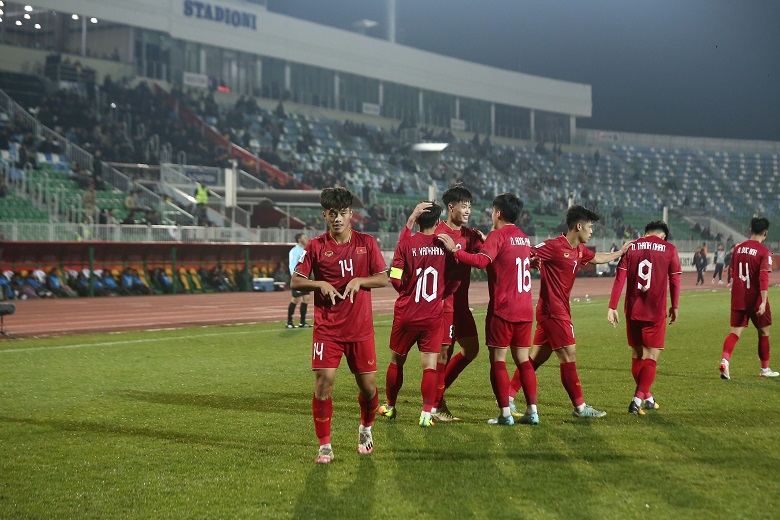 Quốc Việt cân bằng kỷ lục tồn tại gần 10 năm của U20 Việt Nam ở giải châu Á - Ảnh 2