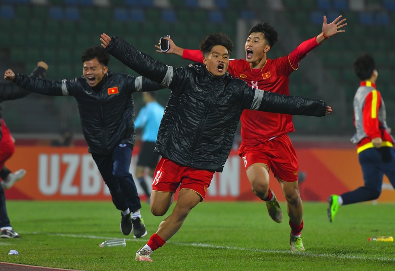 Quốc Việt bất ngờ vắng mặt trong đội hình chính của U20 Việt Nam vs U20 Iran - Ảnh 1