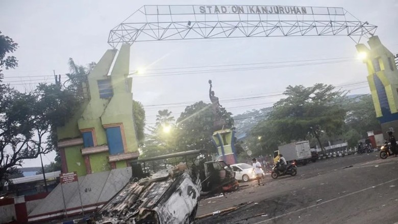 Indonesia kết án hai quan chức gián tiếp gây ra vụ giẫm đạp 135 người chết - Ảnh 2