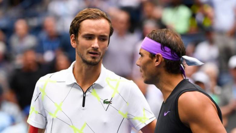 Medvedev: Đấu Nadal trên sân đất nện là thử thách khó nhất - Ảnh 1