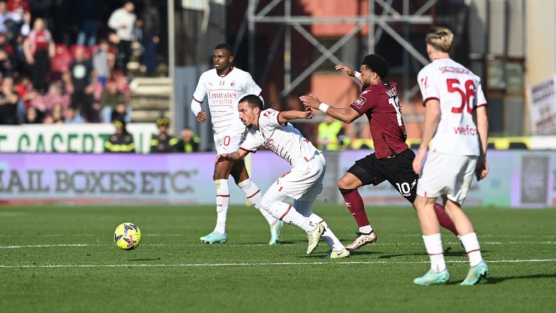 Soi kèo phạt góc AC Milan vs Salernitana, 2h45 ngày 14/3 - Ảnh 1