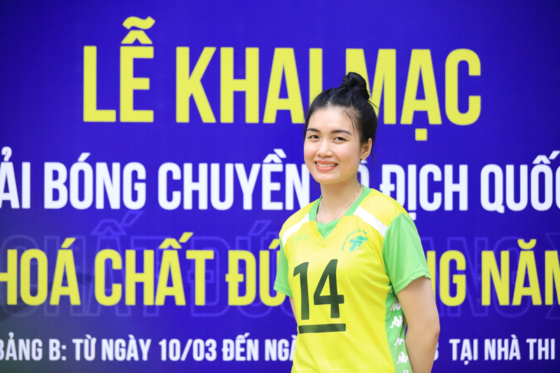 Hoa khôi bóng chuyền Mộng Kha nói về chiến thắng gây sốc ở giải Vô địch quốc gia 2023 - Ảnh 4