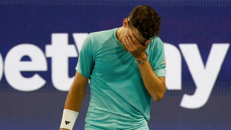 Dominic Thiem suýt bật khóc khi bị loại ngay tại vòng 1 Miami Open - Ảnh 1