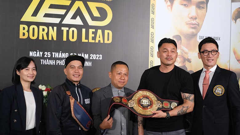 Ông Lưu Tú Bảo nhận đai WBA châu Á danh dự vì sự nghiệp phát triển Boxing Việt Nam - Ảnh 1