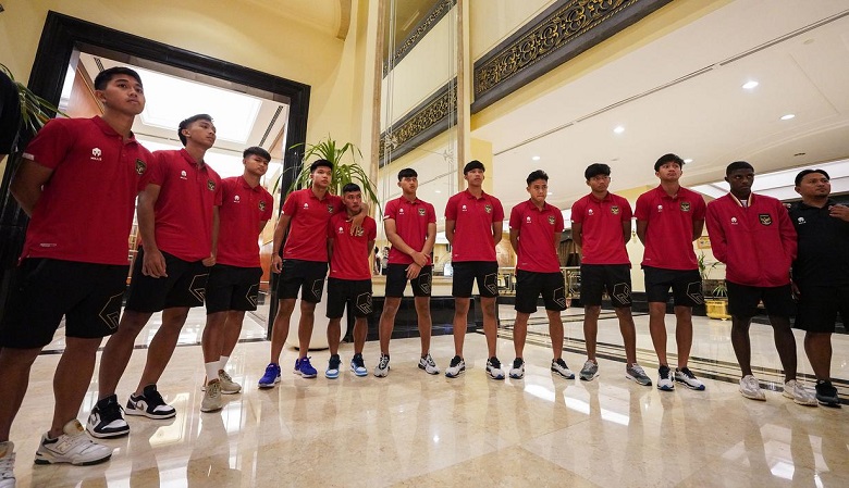 Cầu thủ U20 Indonesia khóc hết nước mắt vì mất U20 World Cup 2023 - Ảnh 4