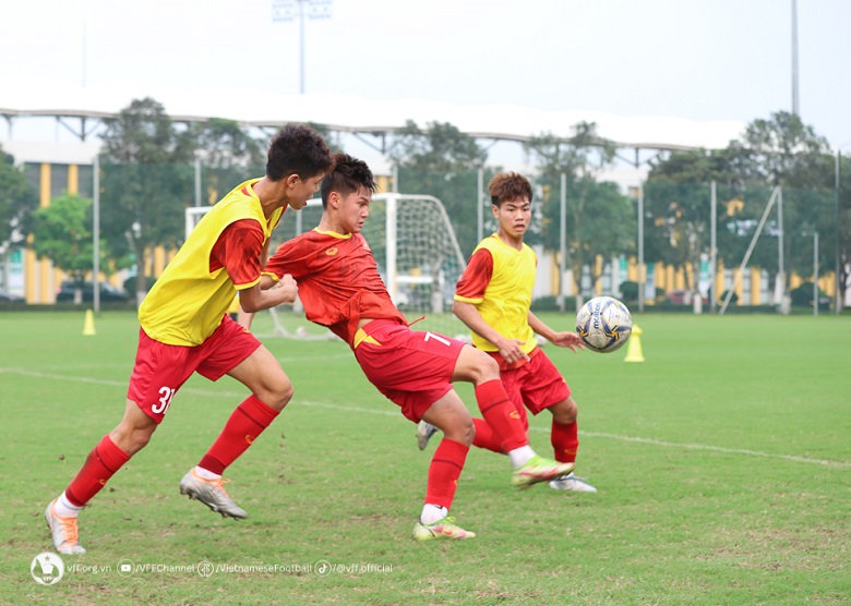 HLV Hoàng Anh Tuấn chỉ ra yếu tố có thể giúp U17 Việt Nam gây sốc ở U17 châu Á 2023 - Ảnh 2