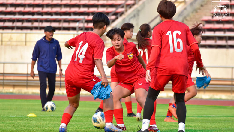 ĐT nữ Lào triệu tập 43 cầu thủ chuẩn bị cho SEA Games 32 - Ảnh 2