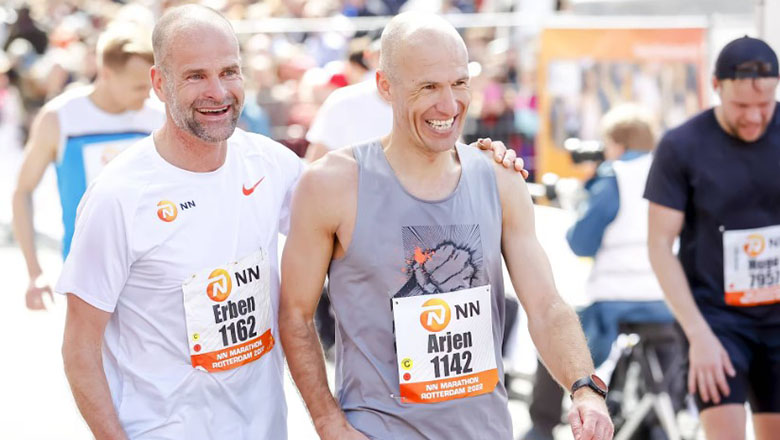 Arjen Robben phá kỷ lục marathon của bản thân ở tuổi 39 - Ảnh 2