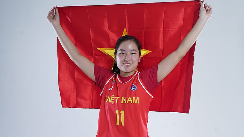 Chị em Trương Thảo Vy - Trương Thảo My cùng đội tuyển bóng rổ Việt Nam dự SEA Games 32 - Ảnh 2