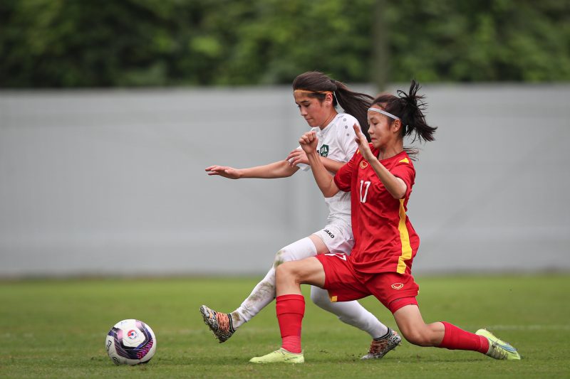 U17 nữ Việt Nam đi tiếp ở vòng loại U17 nữ châu Á 2024 - Ảnh 1