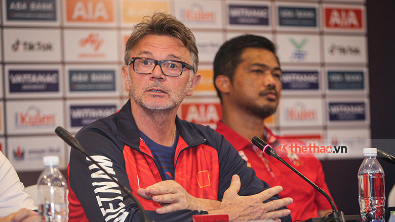 HLV Troussier: ‘Tôi thua nhiều hơn thắng ở các giải chính thức’ - Ảnh 1