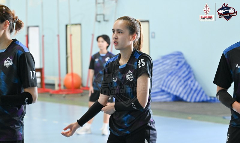 Mê mẩn nhan sắc ngây thơ của hot girl bóng chuyền Thái Lan ở giải châu Á - Ảnh 1