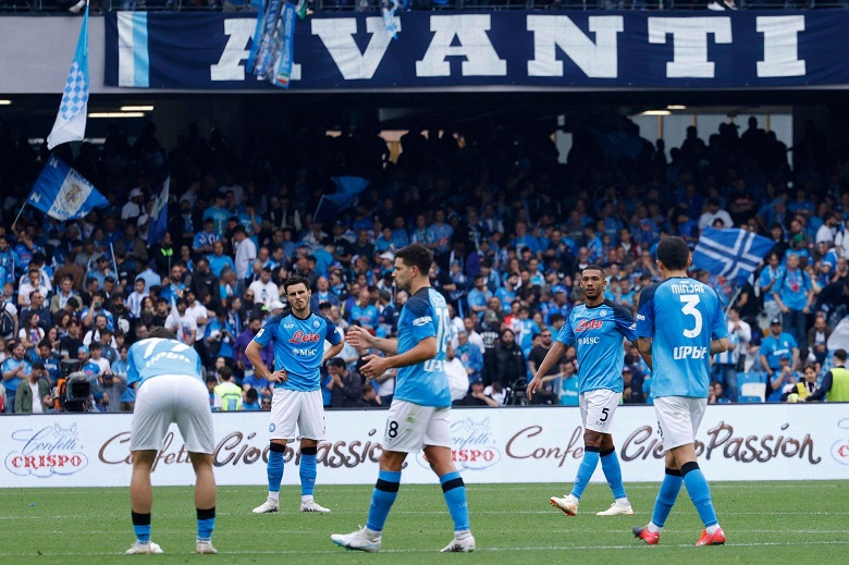 Napoli ‘chê’ vô địch Serie A sớm 6 vòng, lại chờ thêm ít nhất 1 tuần - Ảnh 1