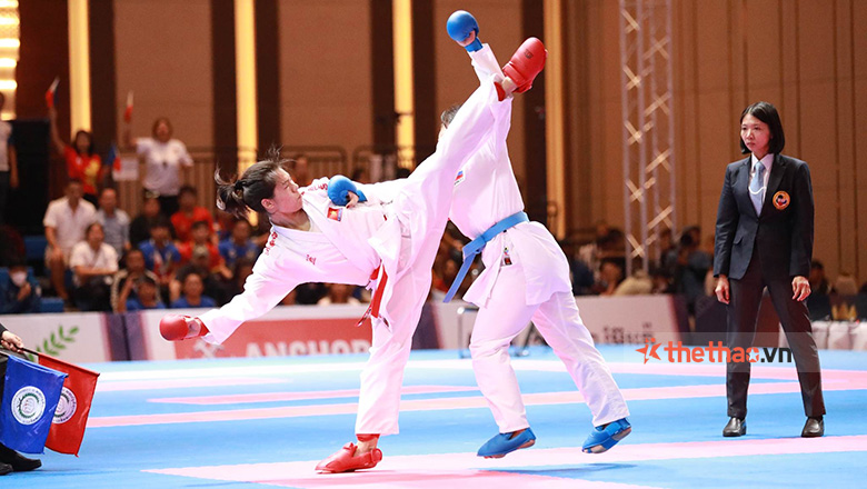 Karate Việt Nam bảo vệ thành công HCV Kumite đồng đội nữ SEA Games 32 - Ảnh 1